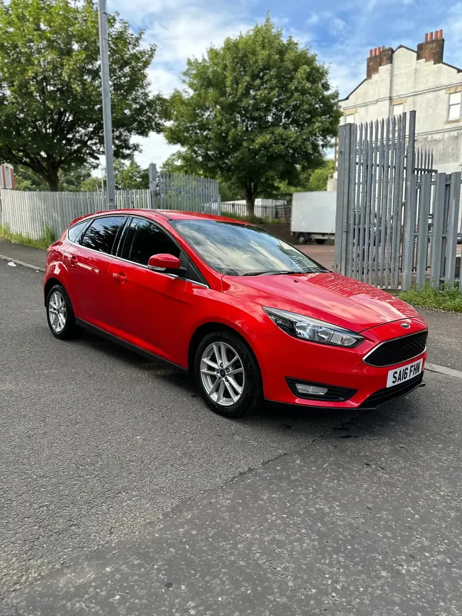 Used Ford Focus Zetec 2016 Red Hatchback