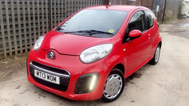 Used Citroën C1 VTR Sport 2013 Red Hatchback