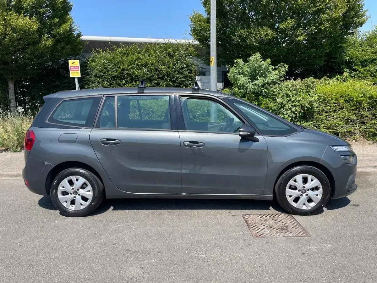 Used Citroën Grand C4 Picasso Touch 100 HP (73 kW) 2016 Grey MPV