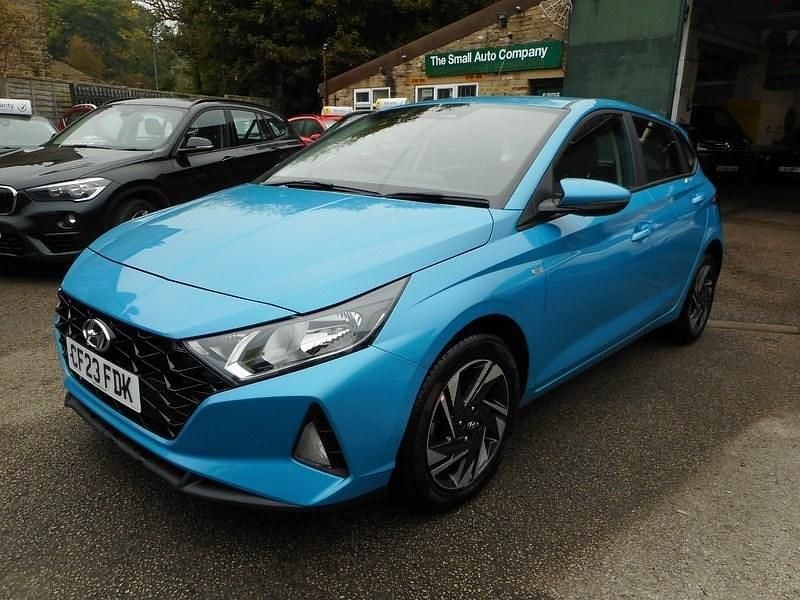 Turquoise Used 2023 Hyundai i20 SE Hatchback | £13,975 (Good price) - Image 1/3