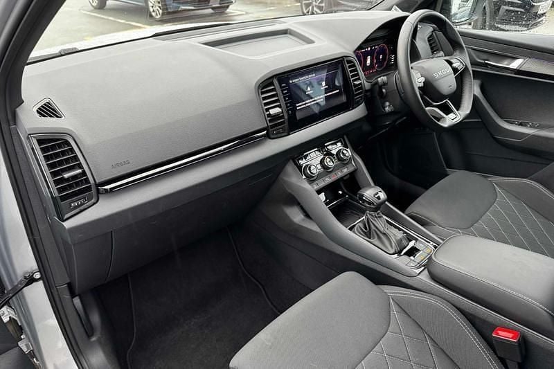 Used Skoda Karoq SportLine 150 HP (110 kW) 2025 Brilliant silver SUV