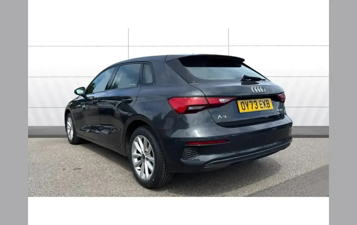 Used Audi A3 Advanced 147 HP (108 kW) 2023 Grey Sedan
