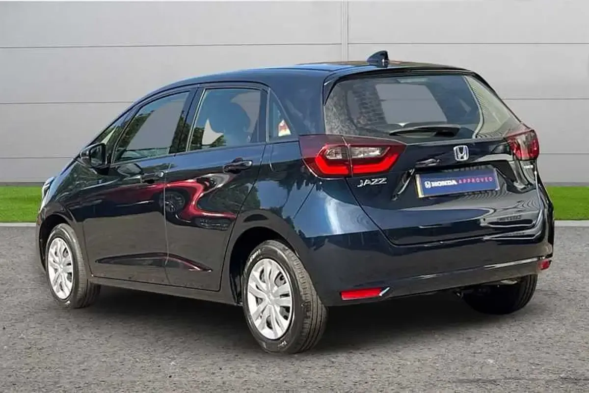 Used Honda Jazz Hybrid 109 HP (80 kW) 2023 Blue Hatchback