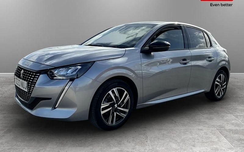 Used Peugeot 208 Allure+ 102 HP (75 kW) 2023 Hatchback