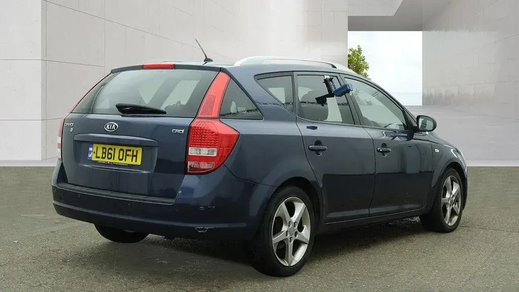 Used Kia Ceed 2012 Blue Hatchback
