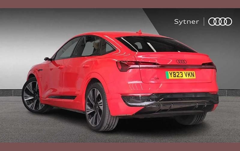 Used Audi Q8 e-tron Comfort 300 kW (408 HP) 2023 Red SUV