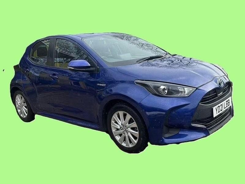 Used Toyota Yaris Hybrid 116 HP (85 kW) 2021 Blue Hatchback