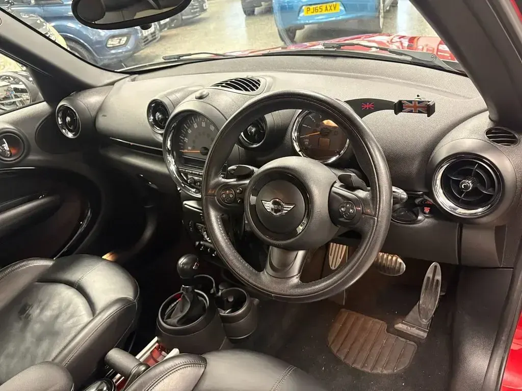 Used Mini Cooper S 184 HP (135 kW) 2014 Red Hatchback