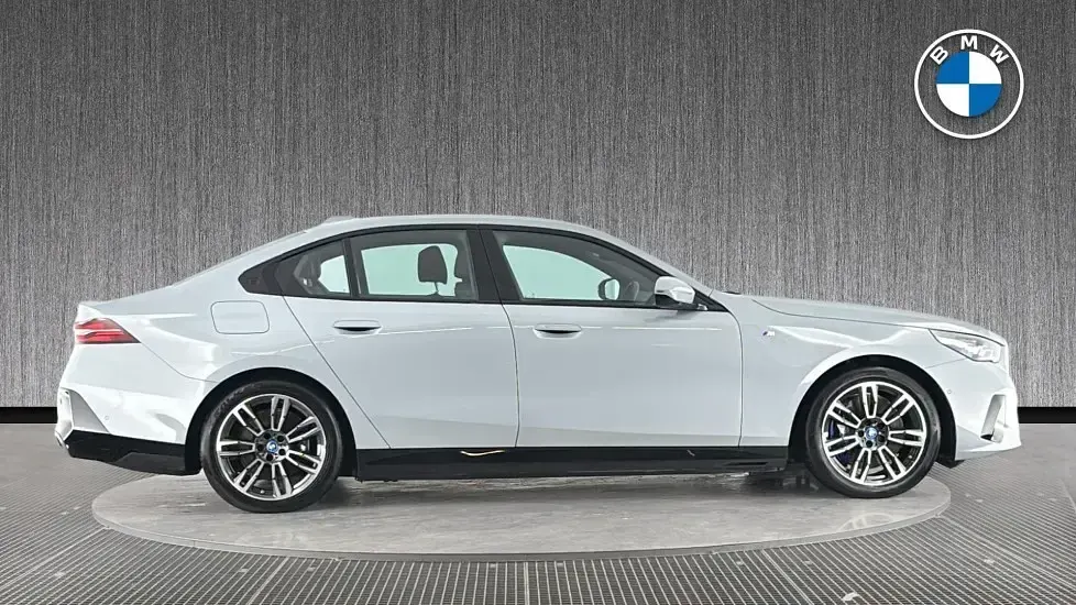 Used BMW i5 M Sport 246 kW (335 HP) 2024 Grey