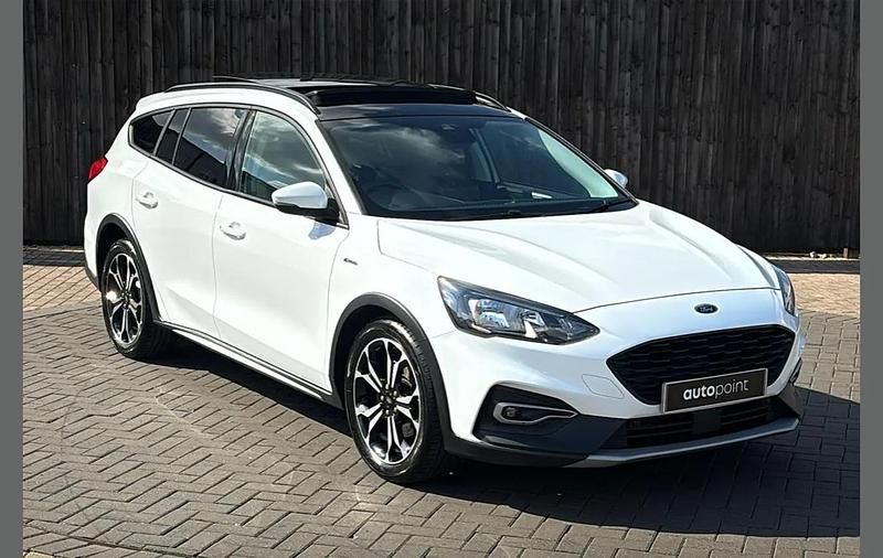 White Used 2019 Ford Focus Active X Estate | £13,899 (Fair price) - Image 1/4