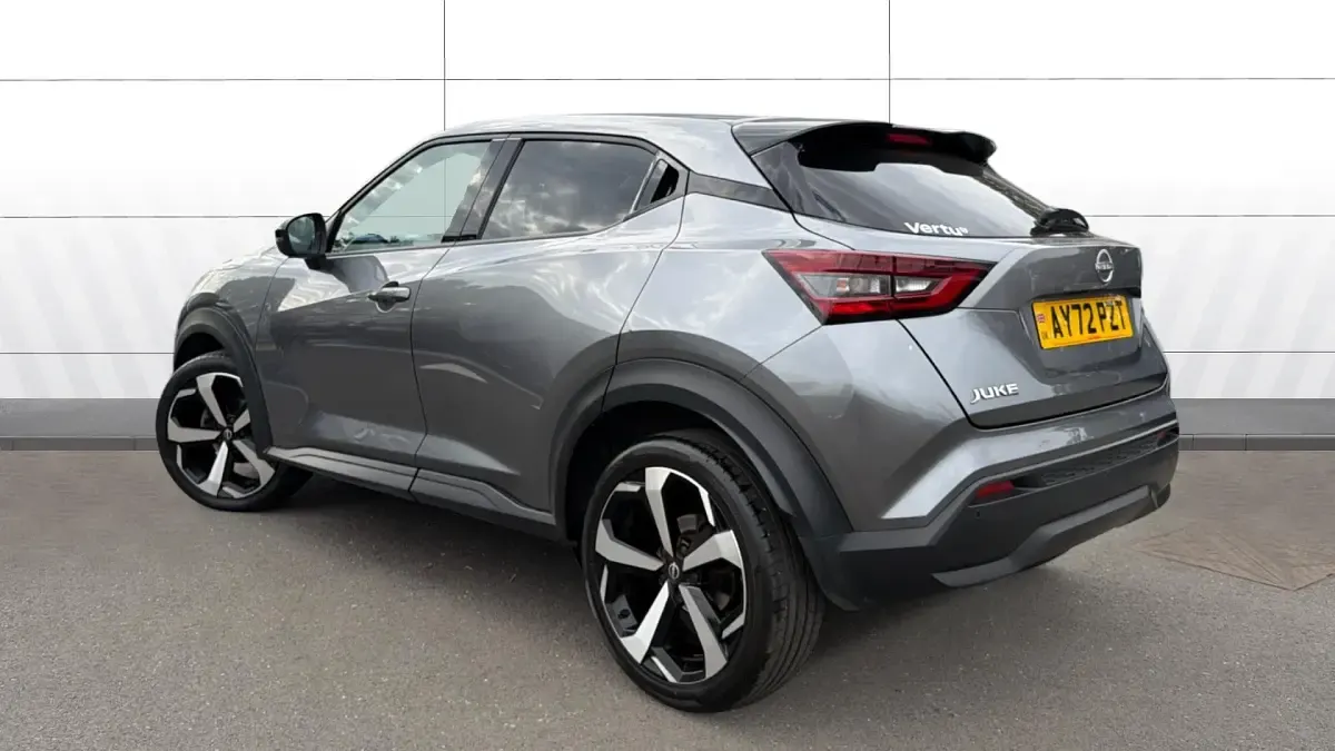 Used Nissan Juke Tekna 114 HP (83 kW) 2022 Grey SUV