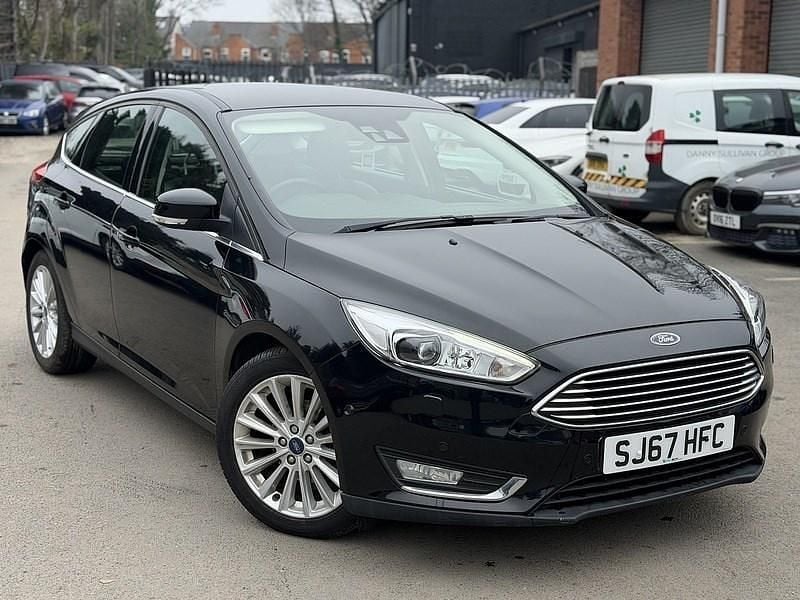 Used Ford Focus Titanium X 125 HP (91 kW) 2017 Black Hatchback