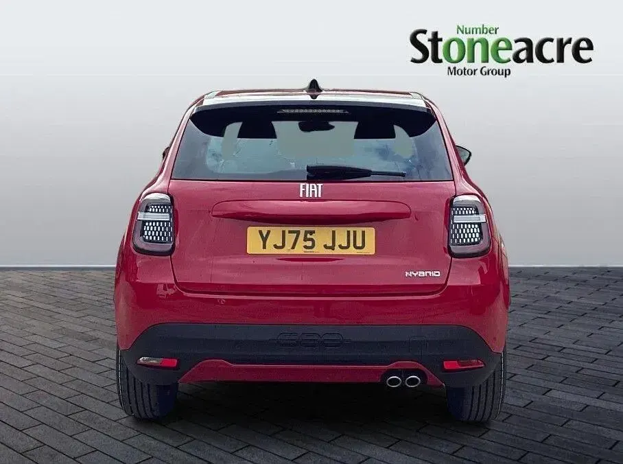 New Fiat 600 S 136 HP (100 kW) 2025 Red SUV