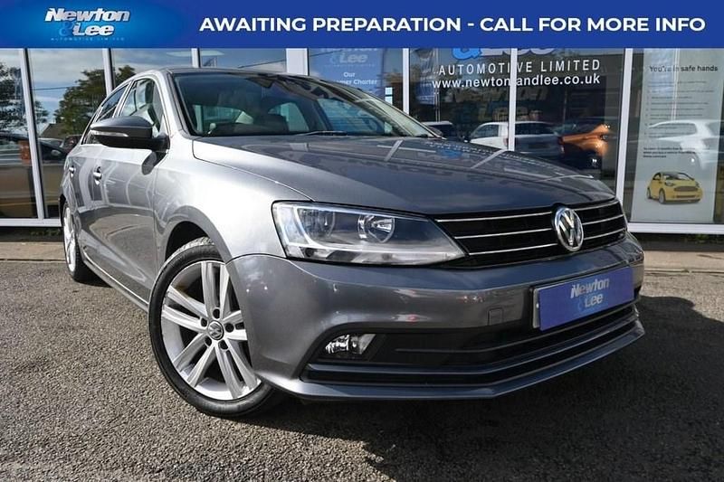Grey Used 2015 VW Jetta GT Sedan | £9,995 (A bit pricey) - Image 1/4