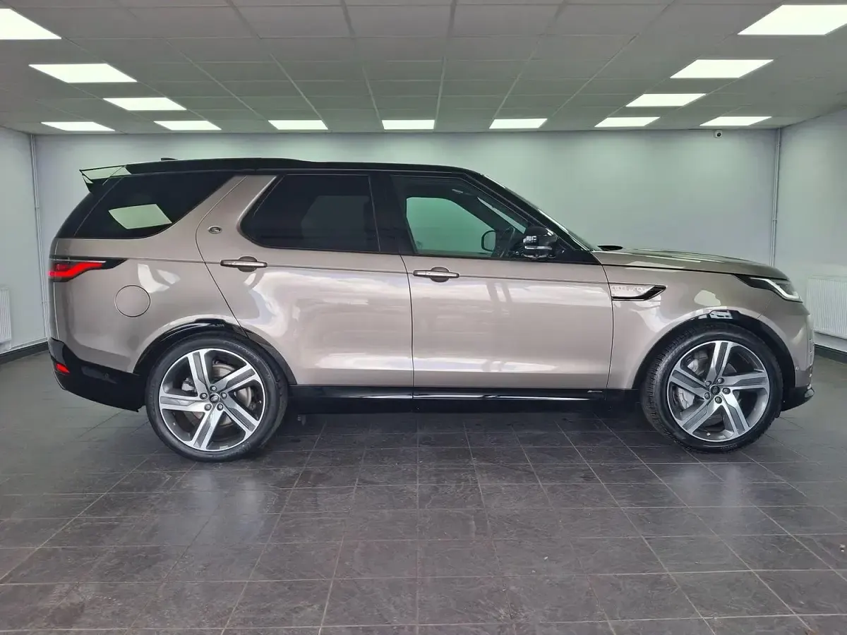 Used Land Rover Discovery SE Dynamic 295 HP (216 kW) 2021 Bronze SUV
