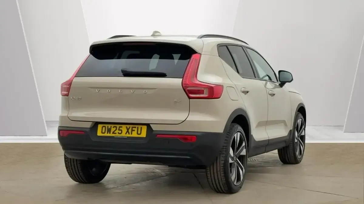 Used Volvo XC40 Ultra 2025 Gold SUV