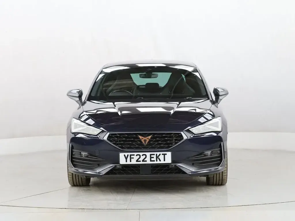 Used Cupra Leon VZ1 245 HP (180 kW) 2022 Blue Hatchback