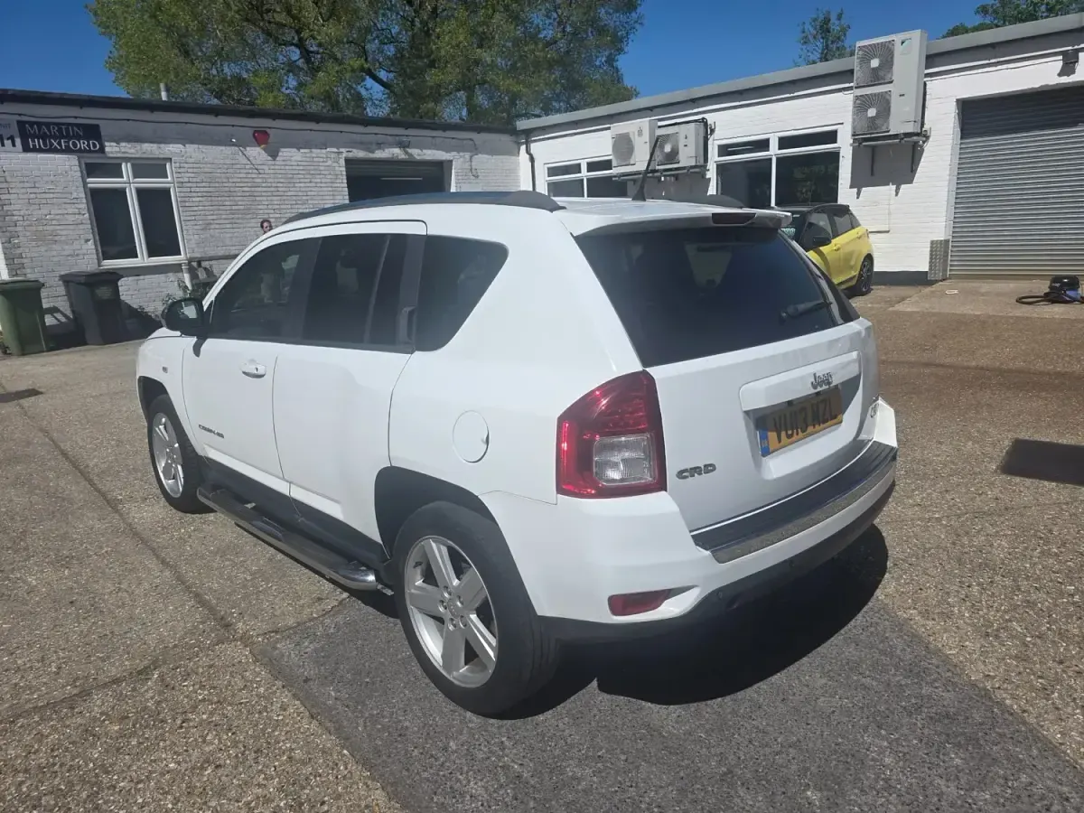 Used Jeep Compass Limited 163 HP (119 kW) 2013 White SUV