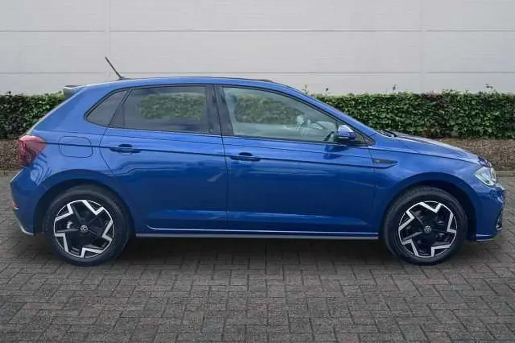 Used VW Polo R-line 115 HP (84 kW) 2025 Blue Hatchback