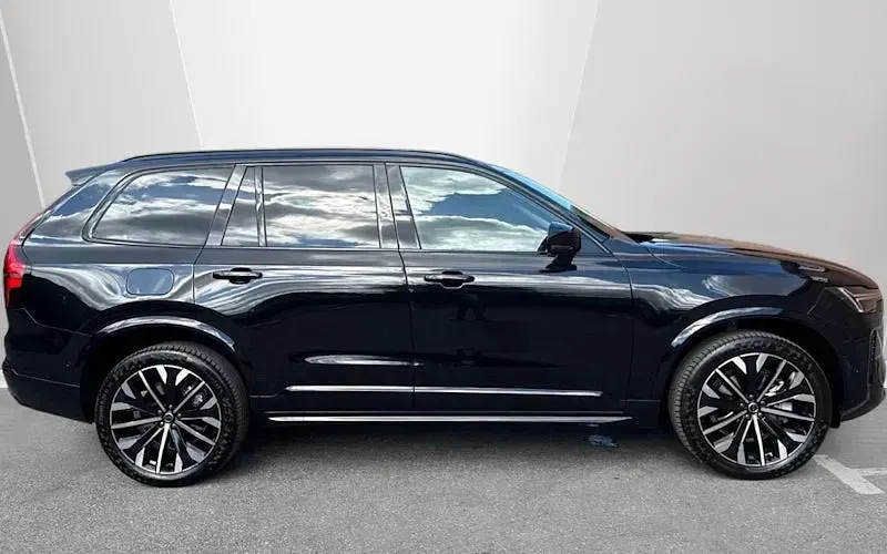 New Volvo XC90 Plus 250 HP (183 kW) 2025 SUV