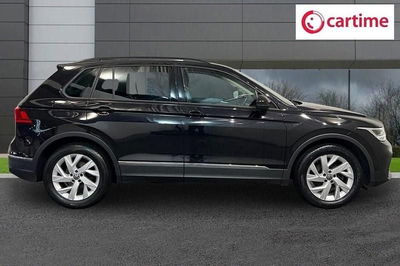 Used VW Tiguan Life 150 HP (110 kW) 2022 Black SUV