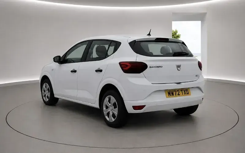 Used Dacia Sandero Essentiel 101 HP (74 kW) 2022 White Hatchback