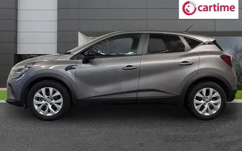 Used Renault Captur Iconic 145 HP (106 kW) 2022 Grey SUV
