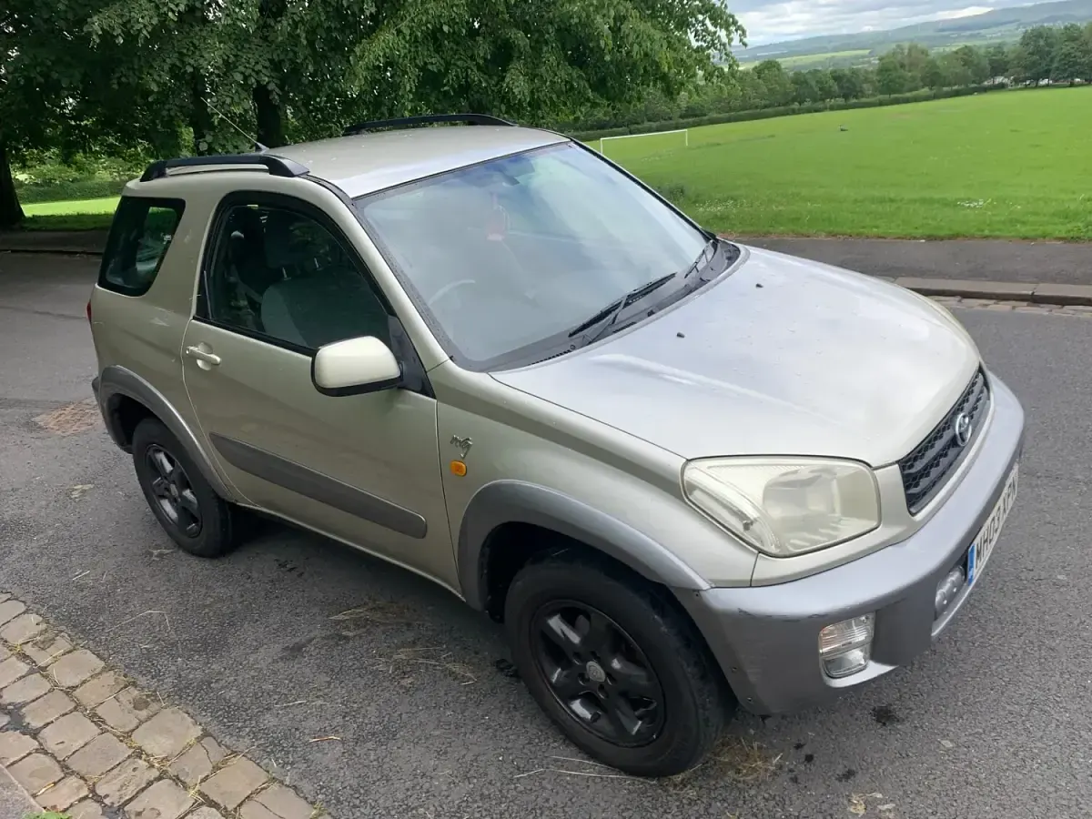 Used Toyota RAV4 2003 Beige SUV
