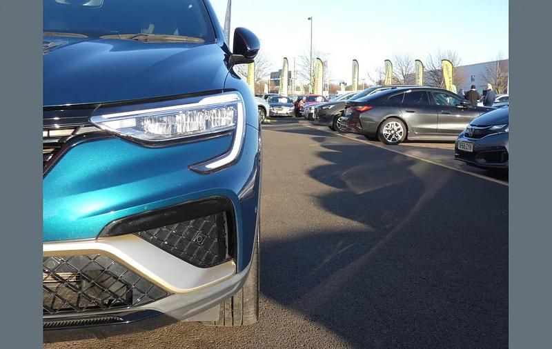 Used Renault Arkana Engineered 140 HP (102 kW) 2023 Blue SUV