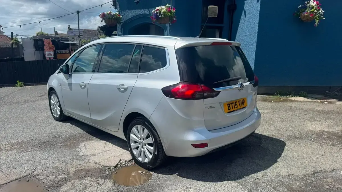 Used Vauxhall Zafira 2015 Silver MPV