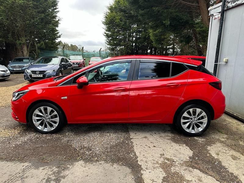 Used Vauxhall Astra Design Edition 2017 Red Hatchback
