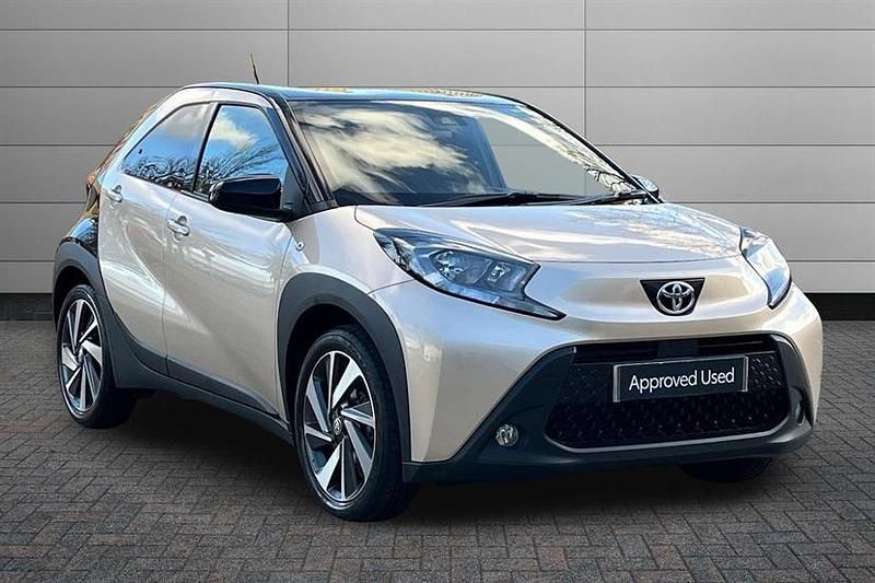 Ginger beige with black Used 2024 Toyota Aygo X SUV | £16,995 - Image 1/4