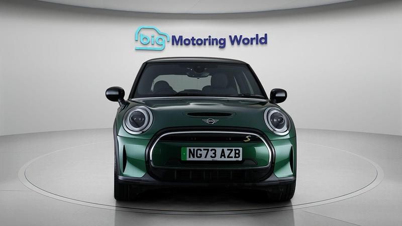 Used Mini Cooper SE Hatch 133 kW (181 HP) 2023 Hatchback