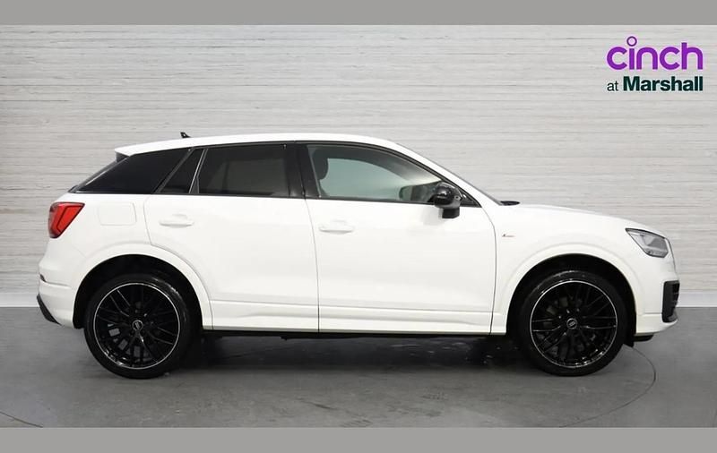 Used Audi Q2 Black Edition 147 HP (108 kW) 2019 White SUV