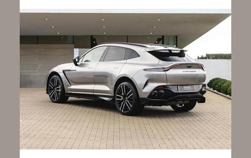Used Aston Martin DBX 707 697 HP (512 kW) 2025 Silver SUV