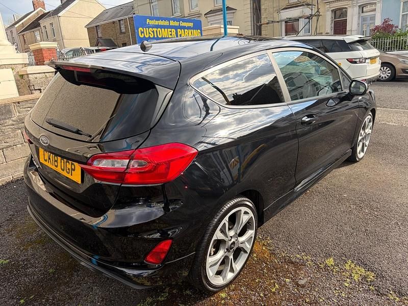 Used Ford Fiesta ST-Line 140 HP (102 kW) 2018 Black Hatchback