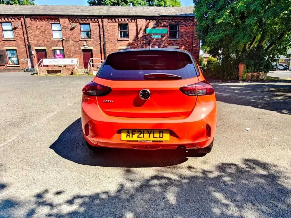 Used Vauxhall Corsa Elite 100 HP (73 kW) 2021 Orange Hatchback