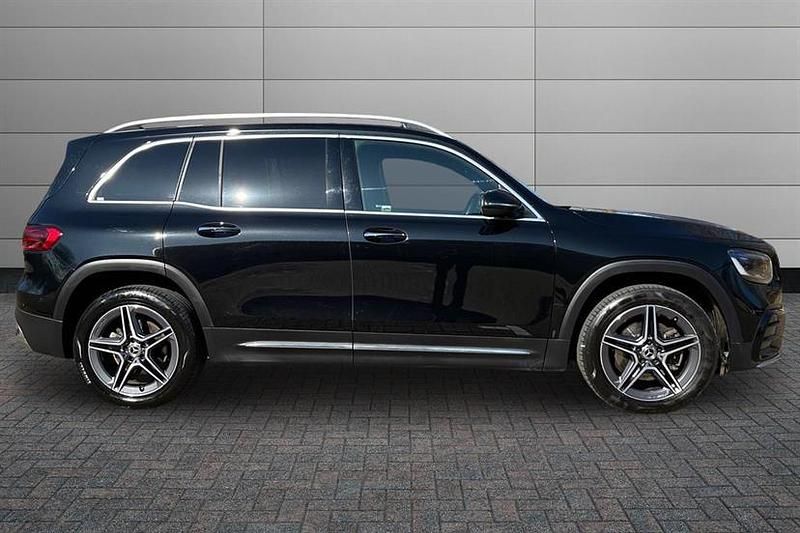 Used Mercedes GLB200 Executive 163 HP (119 kW) 2025 Black SUV