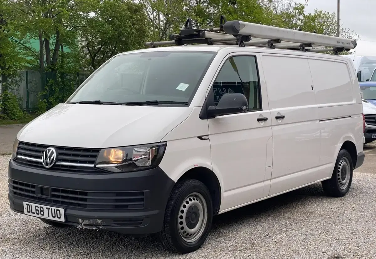 Usado VW Transporter Startline 2018 Branco Van