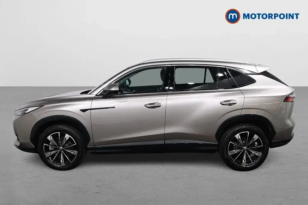 Usado MG HS Trophy 224 CV (164 kW) 2025 Plateado SUV