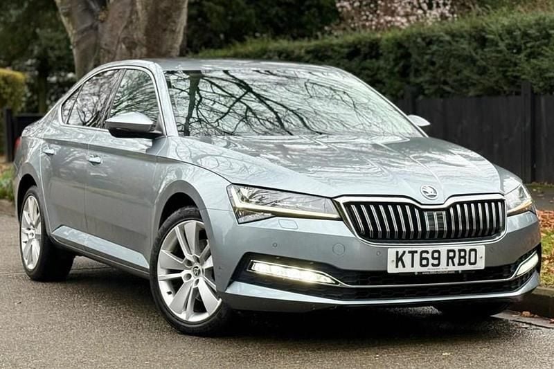 Grey Used 2020 Skoda Superb SE L Hatchback | £11,590 (Good price) - Image 1/1
