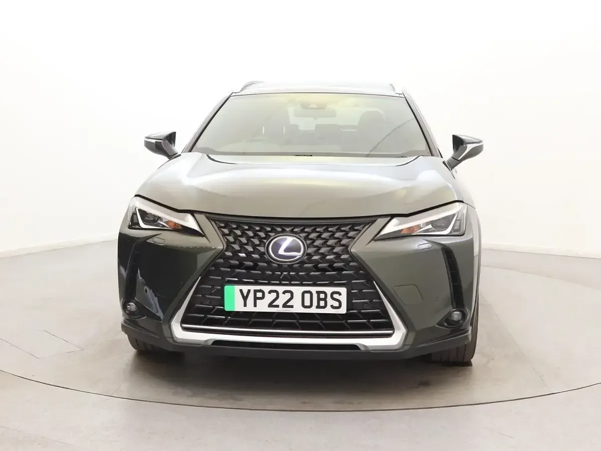 Used Lexus UX 300e 150 kW (204 HP) 2022 Green SUV