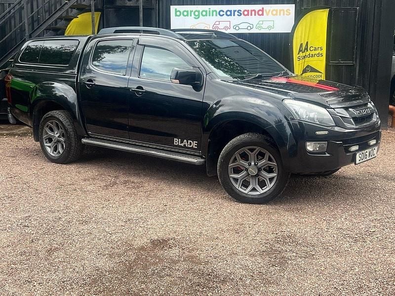 Black Used 2016 Isuzu D-Max Pickup | £8,250 (A bit pricey) - Image 1/3