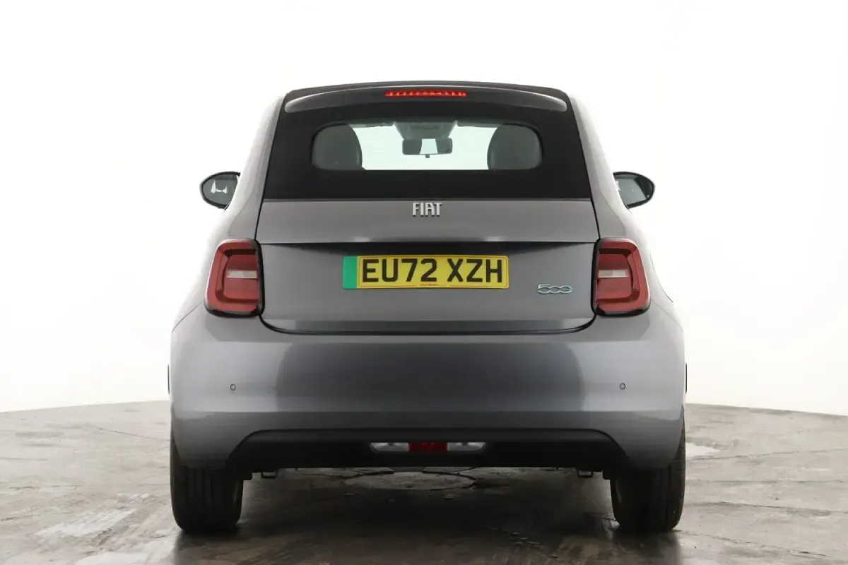 Gebraucht Fiat 500e Icon 86 kW (118 PS) 2022 Grau Cabrio