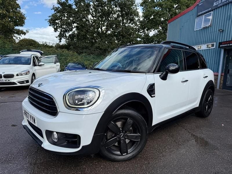 White Used 2017 Mini Cooper Countryman SUV | £10,240 (Fair price) - Image 1/4
