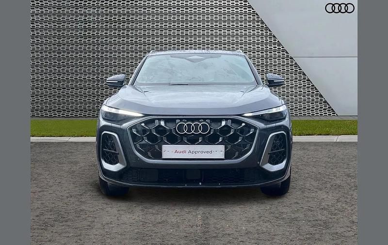 Used Audi Q5 Sportback Advanced 200 HP (147 kW) 2025 Grey SUV