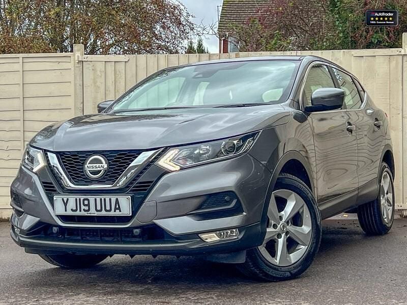 Used Nissan Qashqai Acenta 115 HP (84 kW) 2019 Grey SUV
