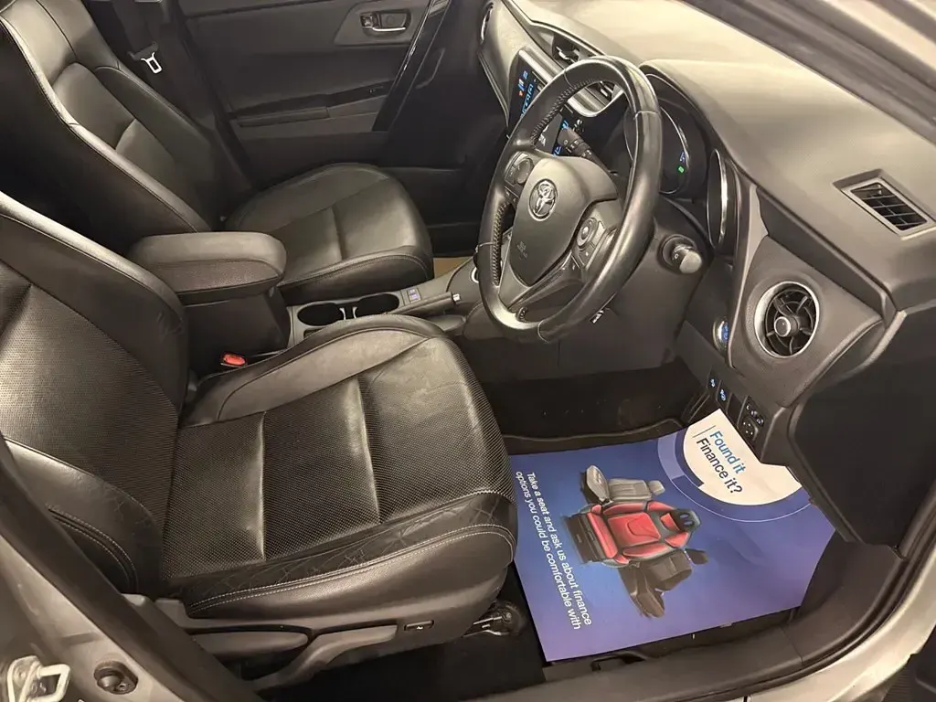 Used Toyota Auris Hybrid 2018 Grey Hatchback