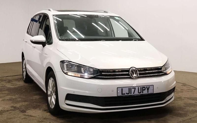 Used 2019 VW Touran Family MPV | £10,995 (Fair price) - Image 1/2