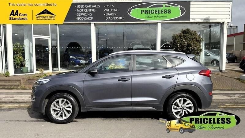 Used Hyundai Tucson SE 116 HP (85 kW) 2016 Grey SUV